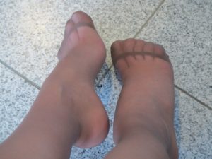 pantyhose by Gracia Russian brand with reinforced toes close up 2