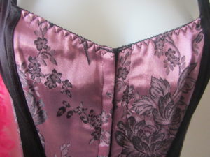 25943 corset Shirley of Hollywood close up pattern